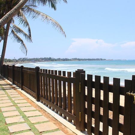Love Birds Beach Hotel Matara Exterior photo